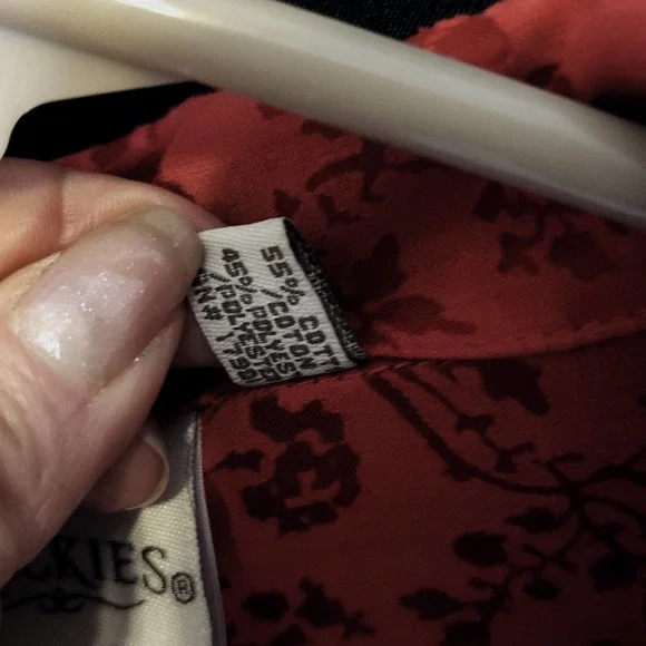 Rockies Red Floral Button-down Shirt size S - Picture 6 of 9